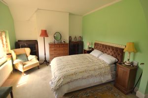 Bedroom- click for photo gallery